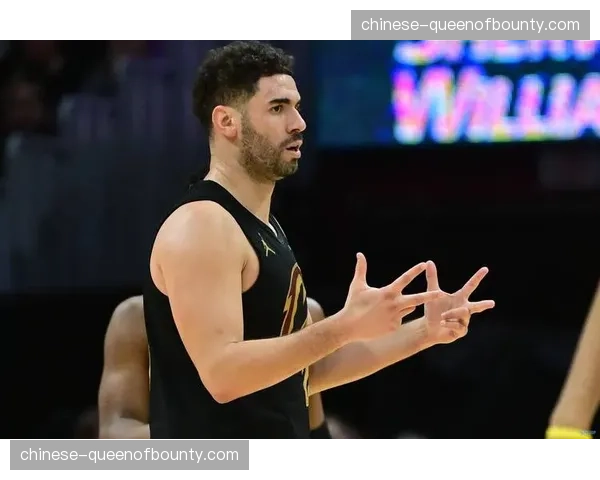 马刺外线手感冰凉 三分球命中率不足三成 马刺外线手感冰凉 三分球命中率不足三成